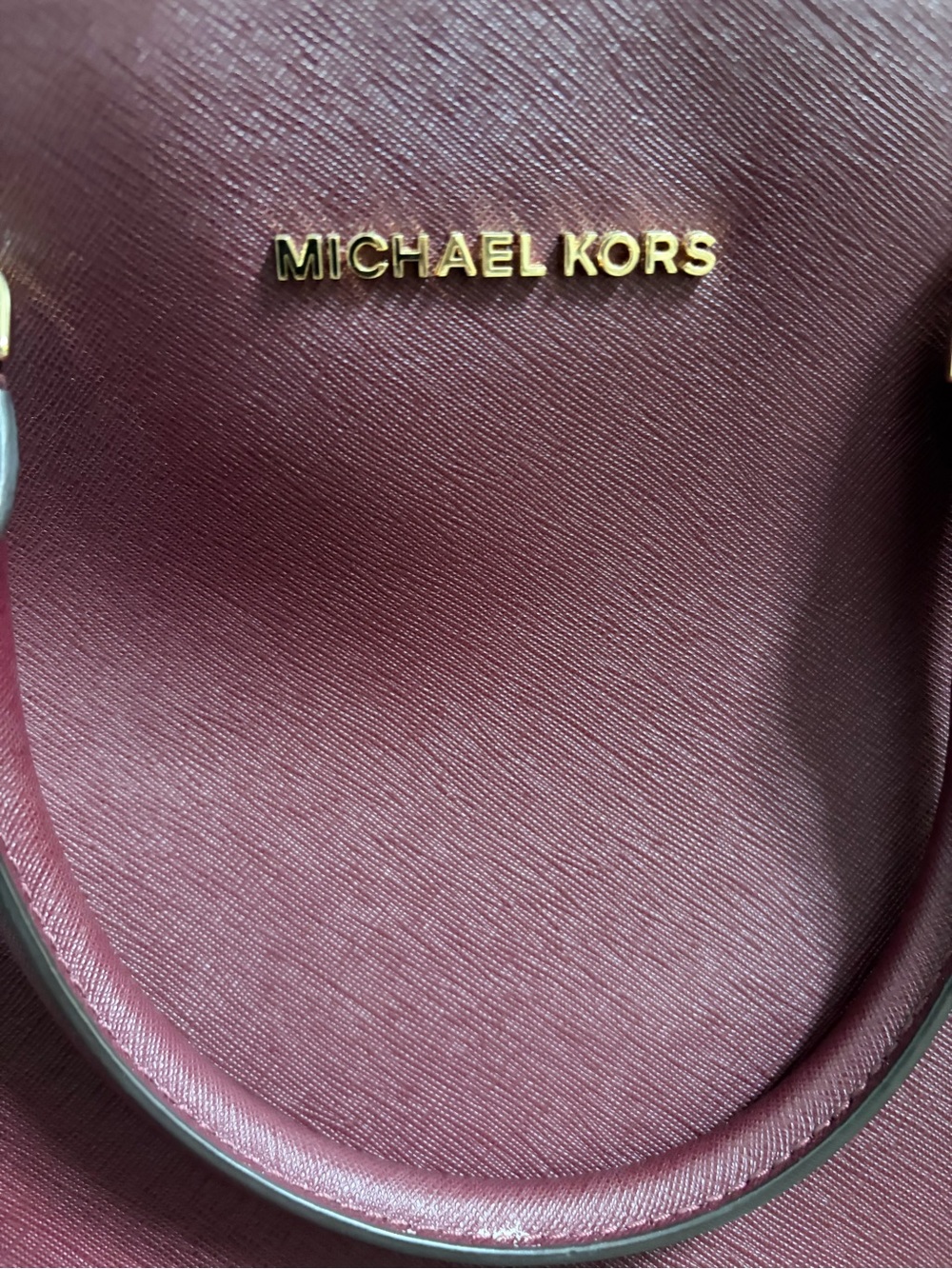 Michael Kors Plum Saffiano Dome purse with Gold Hardware - Picture 3 of 7